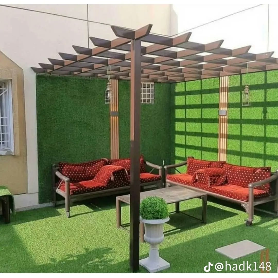 حديقة مسبح وأرضيات